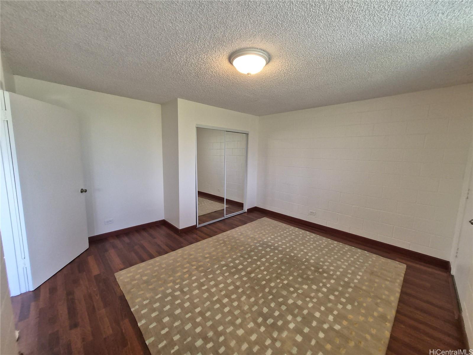 409 Iolani Ave Honolulu - Rental - photo 2 of 9