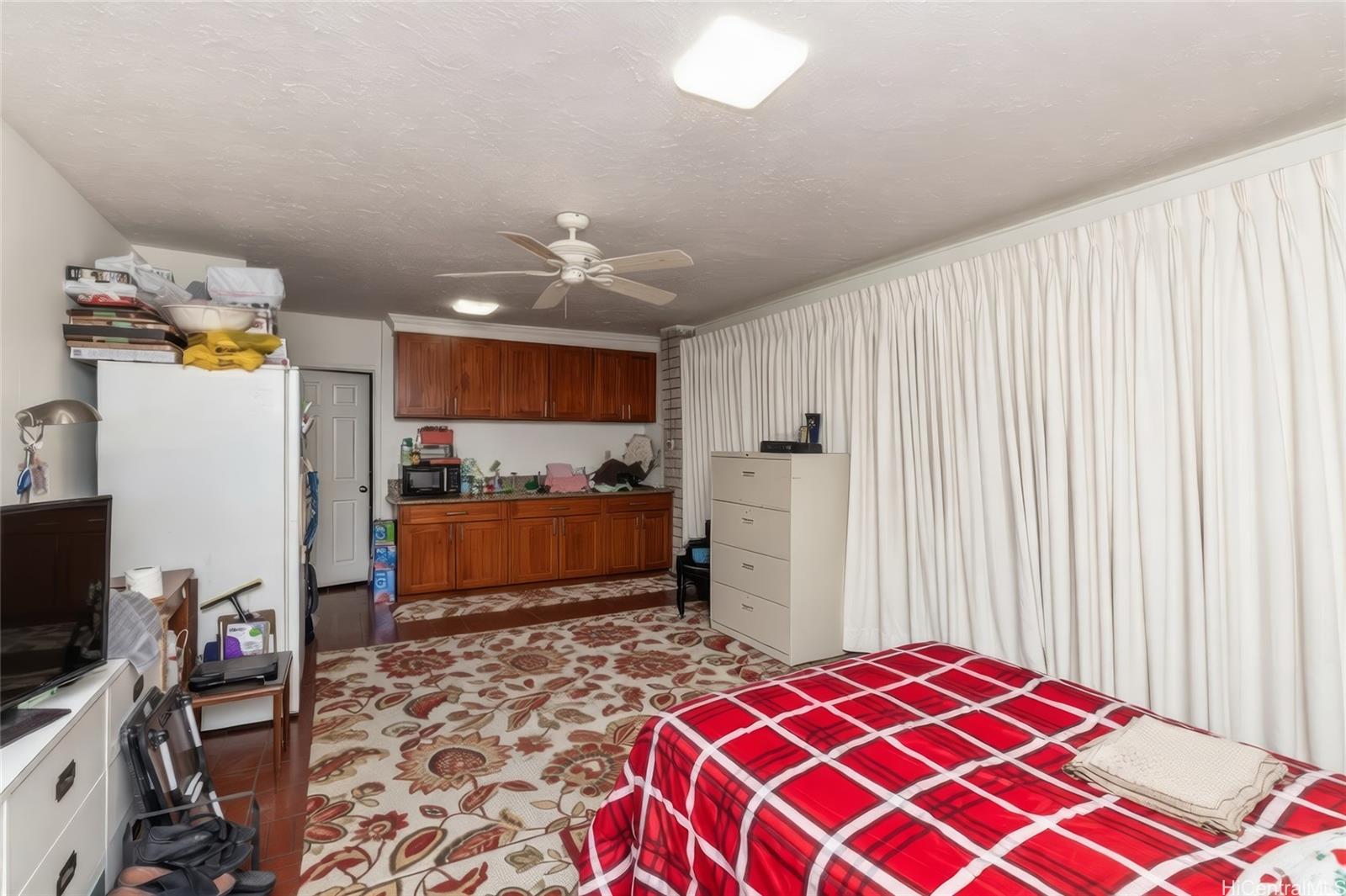 409  Luakini Street Nuuanu Area, Honolulu home - photo 18 of 23