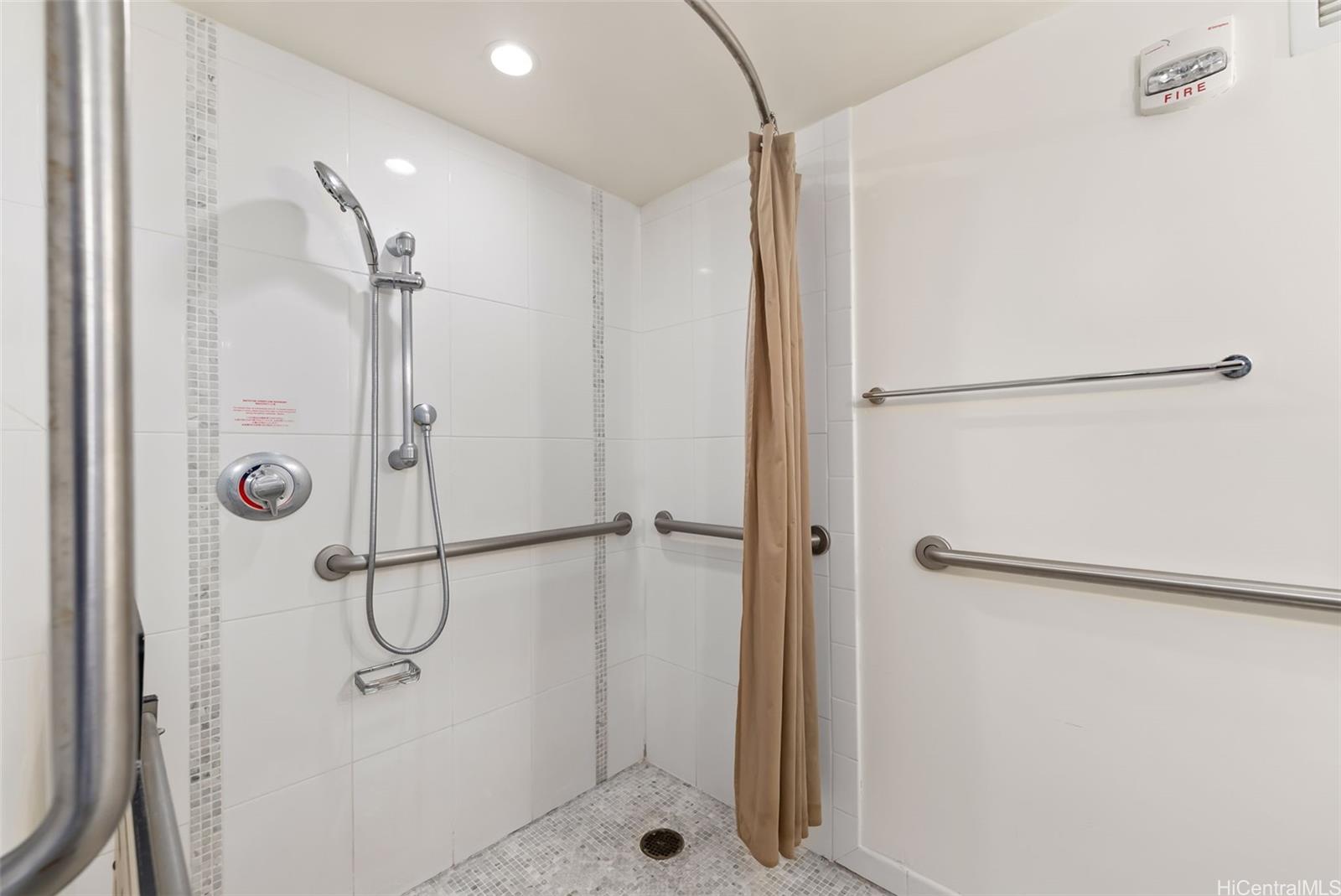 Ala Moana Hotel Condo condo # 1101, Honolulu, Hawaii - photo 8 of 24