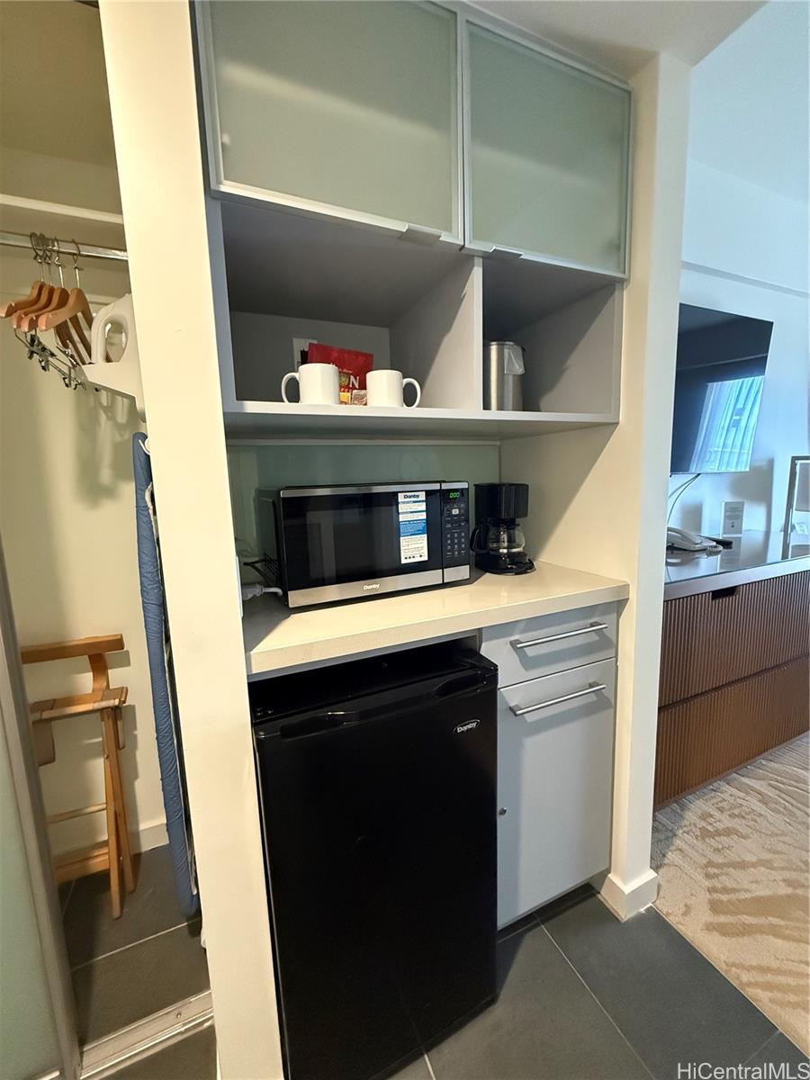 Ala Moana Hotel Condo condo # 1210, Honolulu, Hawaii - photo 3 of 12