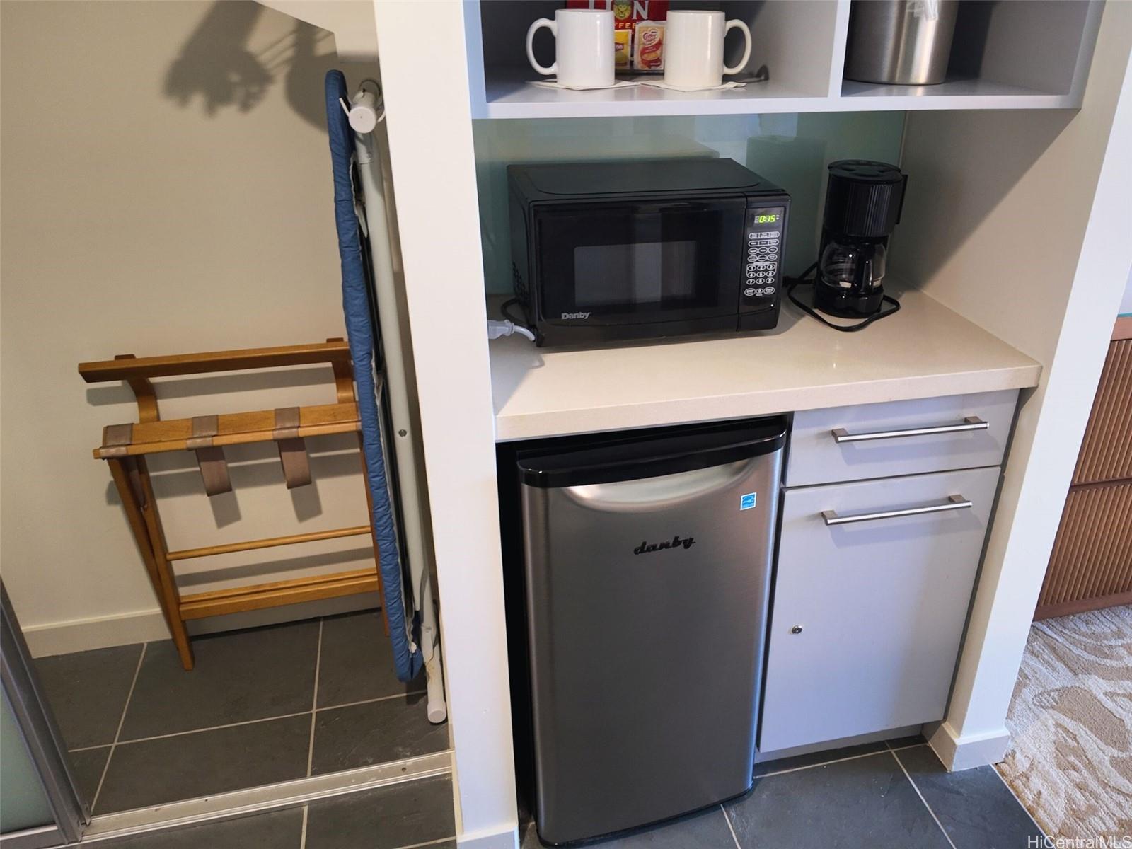 Ala Moana Hotel Condo condo # 1305, Honolulu, Hawaii - photo 6 of 16