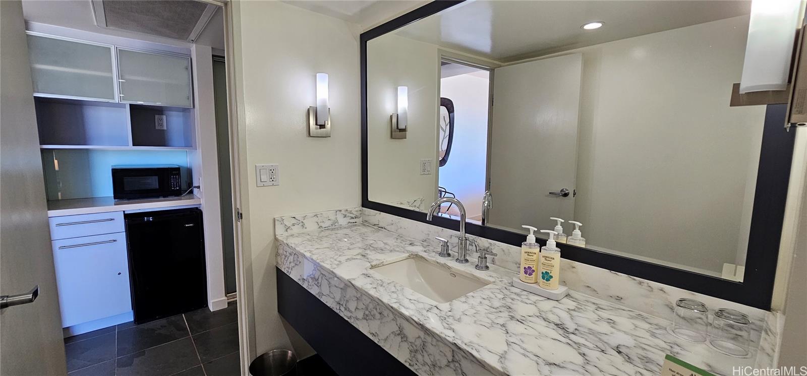 Ala Moana Hotel Condo condo # 1407, Honolulu, Hawaii - photo 8 of 25