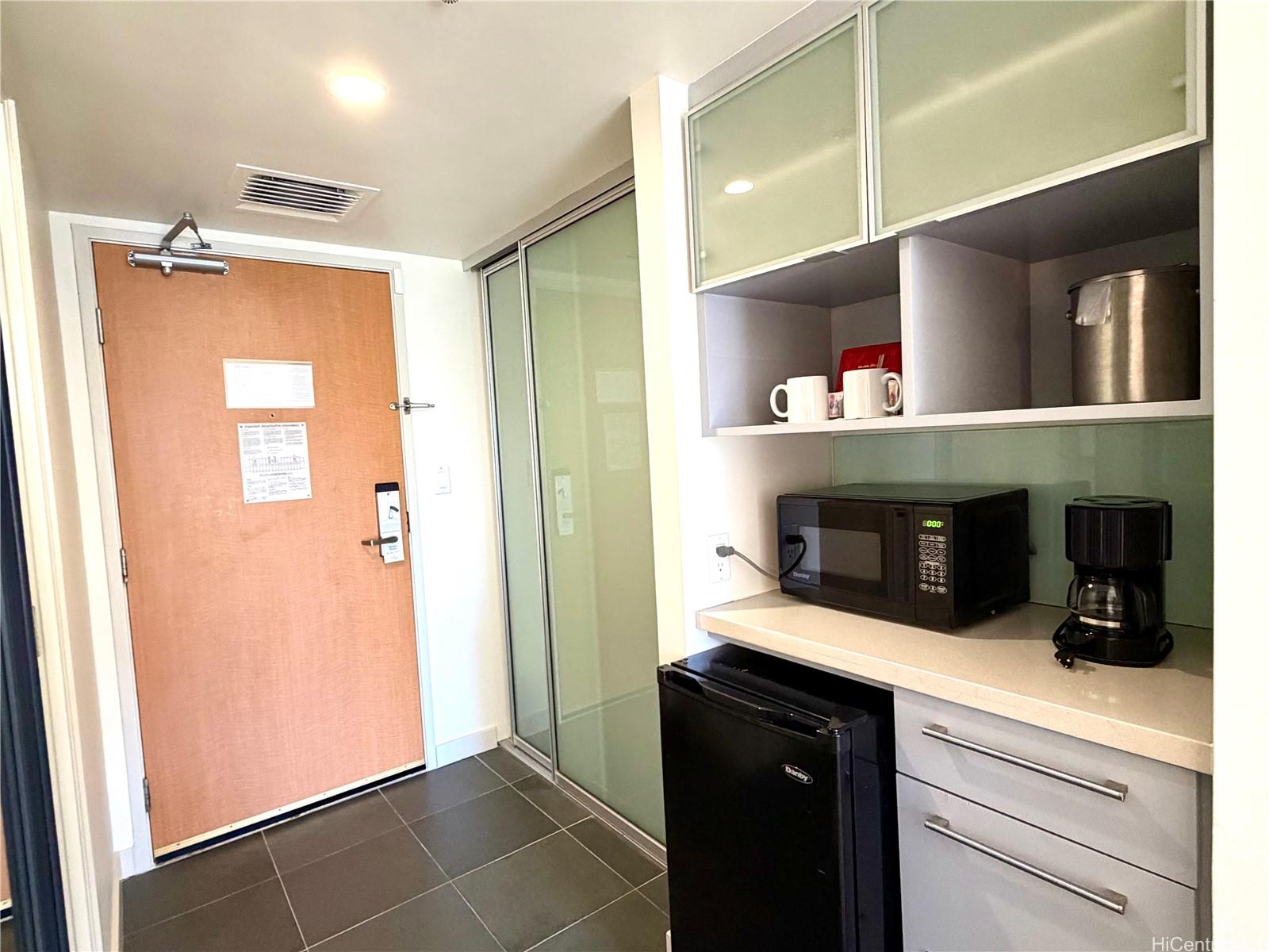 Ala Moana Hotel Condo condo # 1418, Honolulu, Hawaii - photo 13 of 18