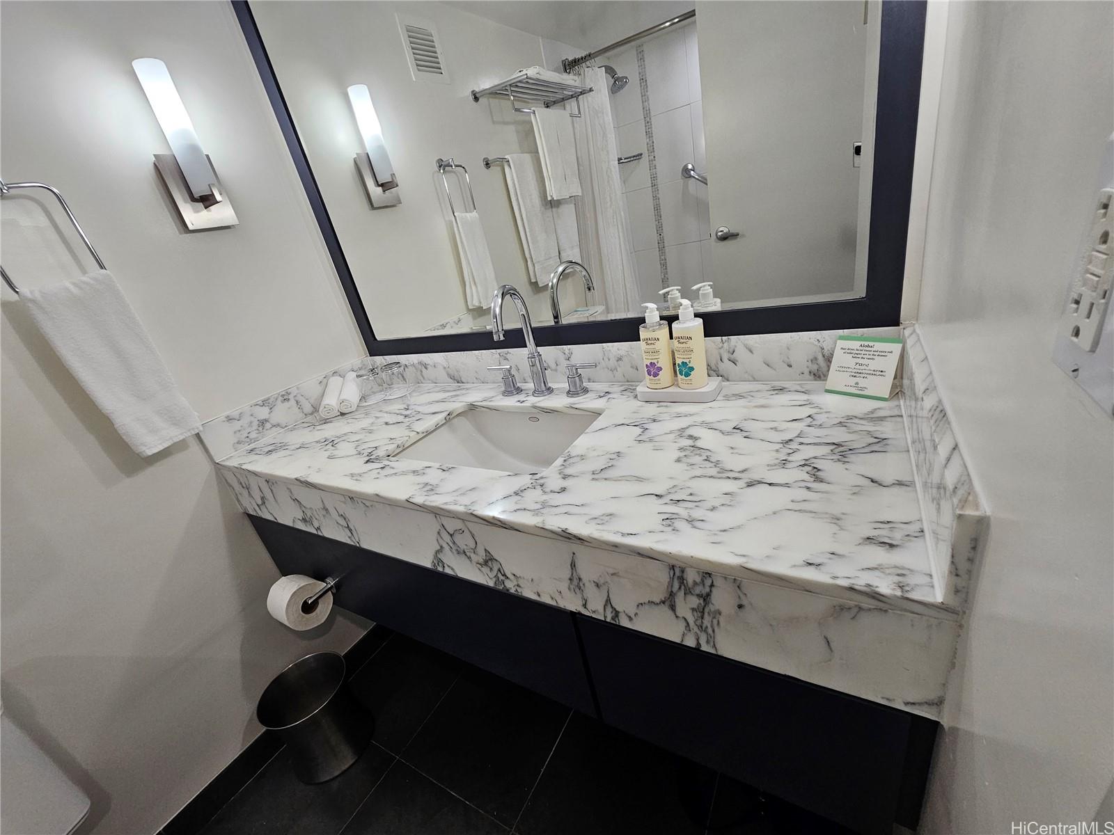 Ala Moana Hotel Condo condo # 1421, Honolulu, Hawaii - photo 6 of 11