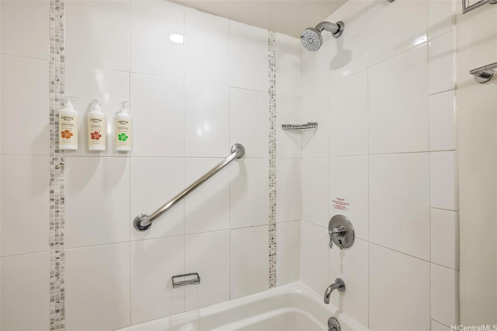 Ala Moana Hotel Condo condo # 1509, Honolulu, Hawaii - photo 9 of 18