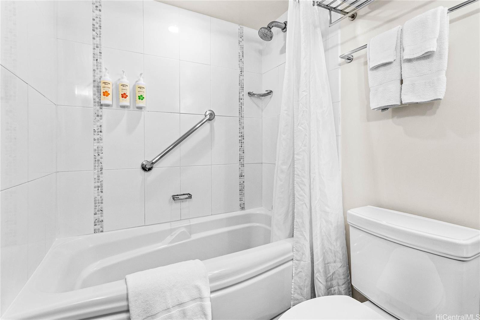 Ala Moana Hotel Condo condo # 1523, Honolulu, Hawaii - photo 10 of 16