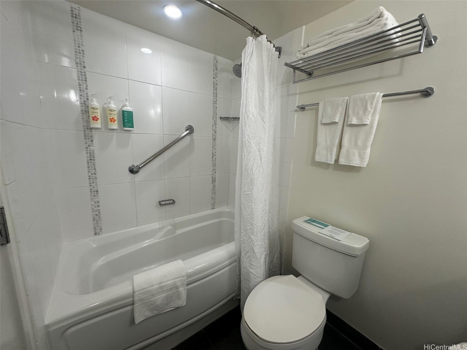 Ala Moana Hotel Condo condo # 1613, Honolulu, Hawaii - photo 6 of 14