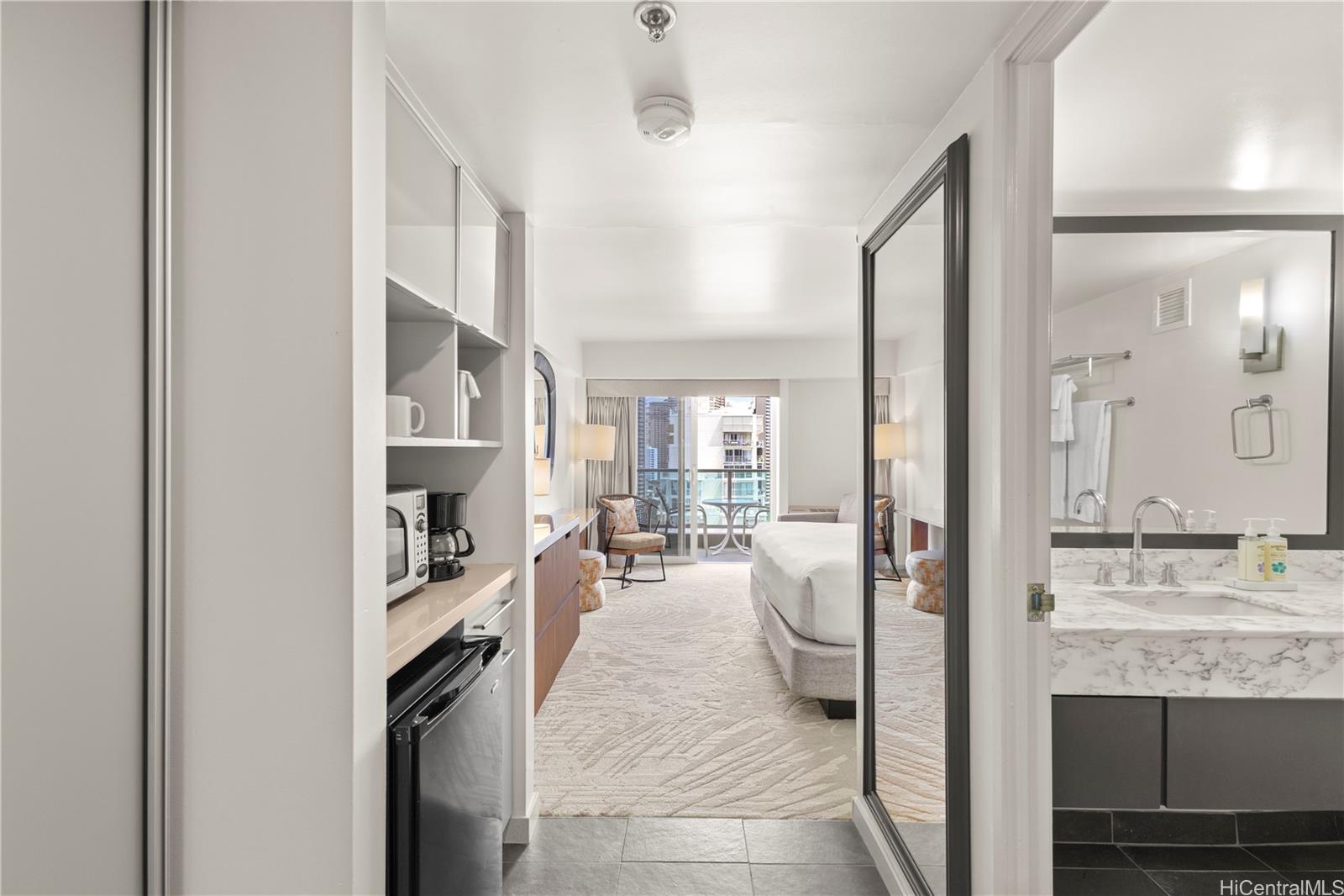 Ala Moana Hotel Condo condo # 1622, Honolulu, Hawaii - photo 6 of 21