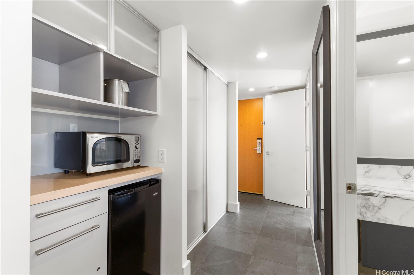 Ala Moana Hotel Condo condo # 1707, Honolulu, Hawaii - photo 7 of 17