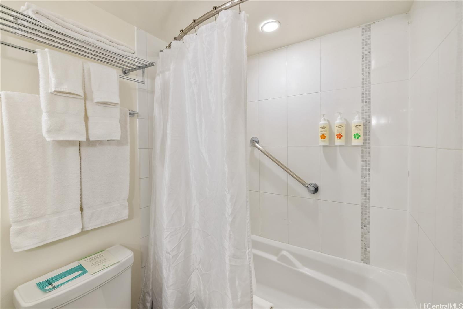 Ala Moana Hotel Condo condo # 1932, Honolulu, Hawaii - photo 9 of 22