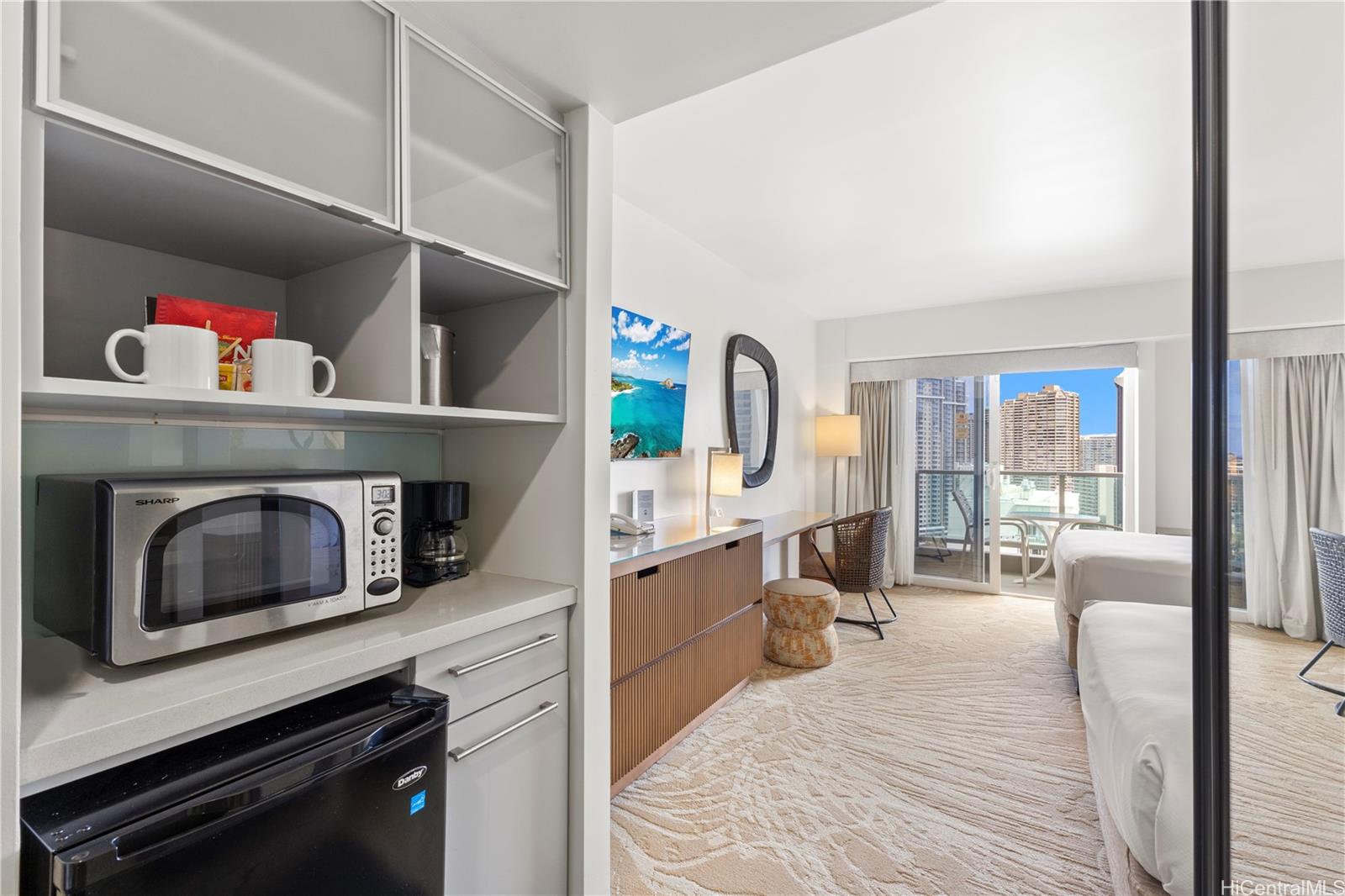 Ala Moana Hotel Condo condo # 2120, Honolulu, Hawaii - photo 7 of 19