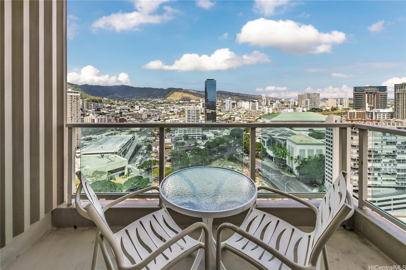 Ala Moana Hotel Condo condo # 2226, Honolulu, Hawaii - photo 4 of 25