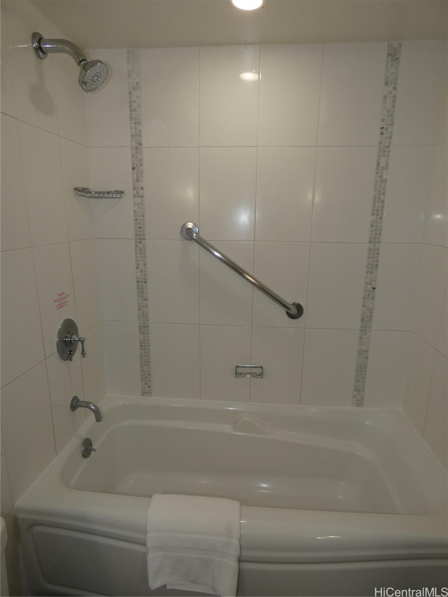 Ala Moana Hotel Condo condo # 2312, Honolulu, Hawaii - photo 5 of 11