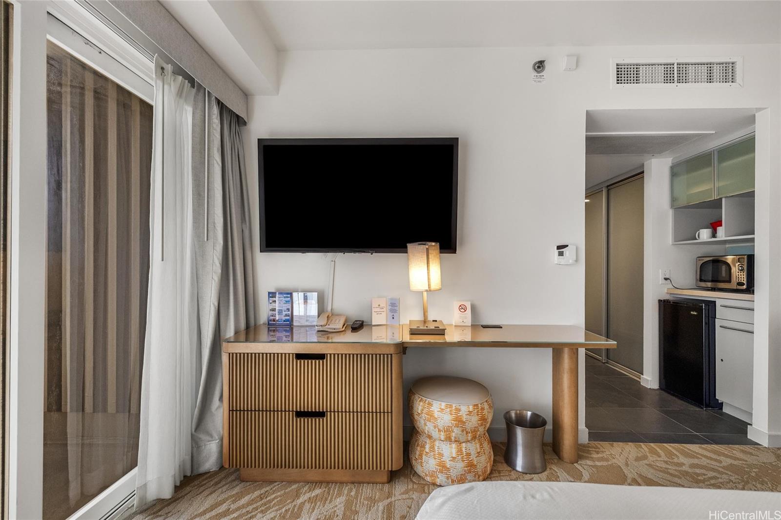 Ala Moana Hotel Condo condo # 2327, Honolulu, Hawaii - photo 9 of 15