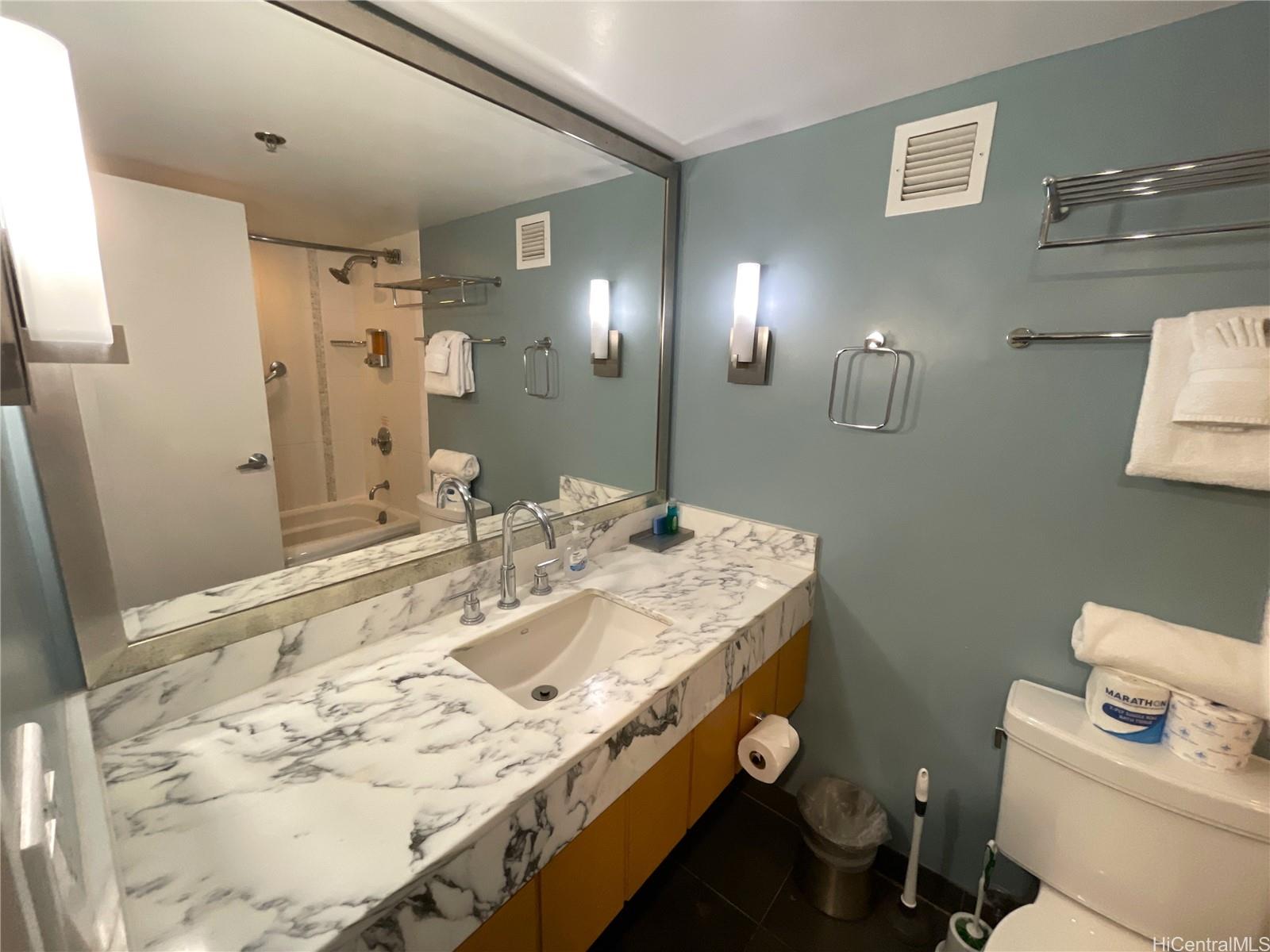 Ala Moana Hotel Condo condo # 2420, Honolulu, Hawaii - photo 8 of 23