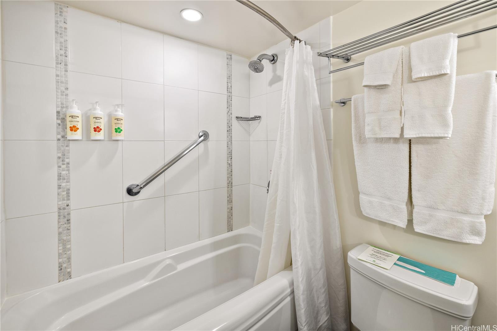 Ala Moana Hotel Condo condo # 2431, Honolulu, Hawaii - photo 9 of 25