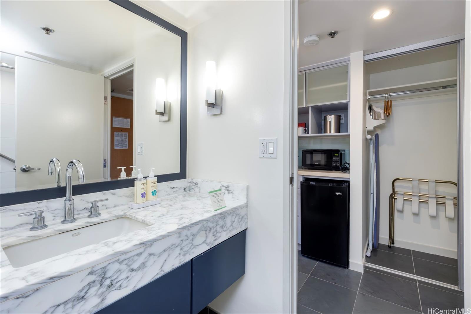 Ala Moana Hotel Condo condo # 2721, Honolulu, Hawaii - photo 15 of 20