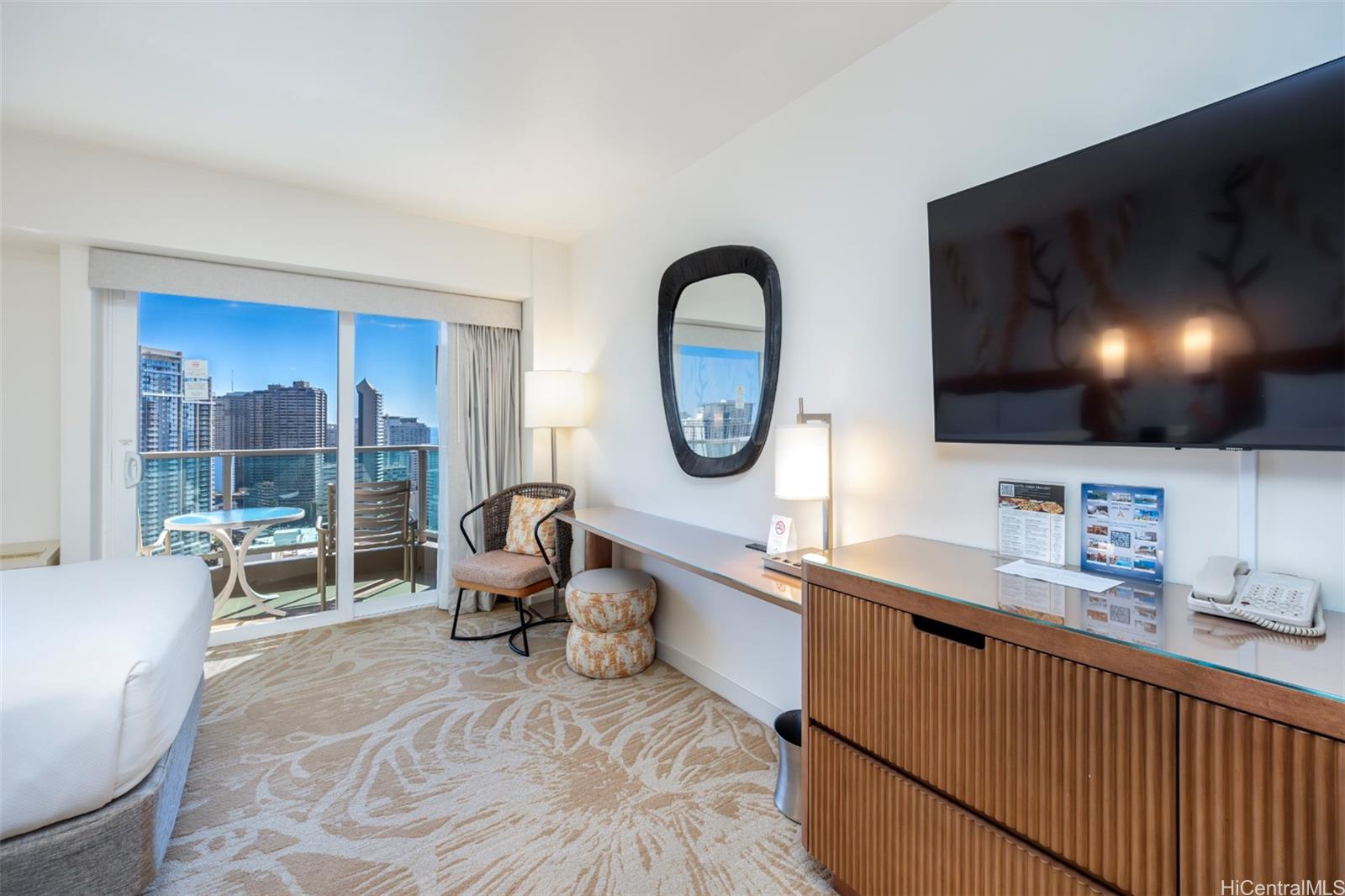 Ala Moana Hotel Condo condo # 2721, Honolulu, Hawaii - photo 6 of 20