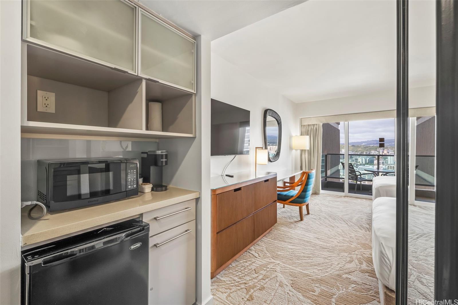 Ala Moana Hotel Condo condo # 2832, Honolulu, Hawaii - photo 5 of 14