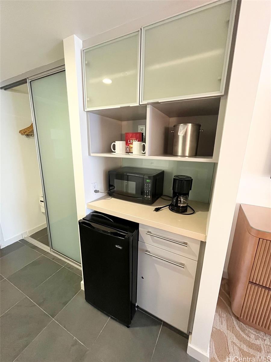 Ala Moana Hotel Condo condo # 3405, Honolulu, Hawaii - photo 7 of 10