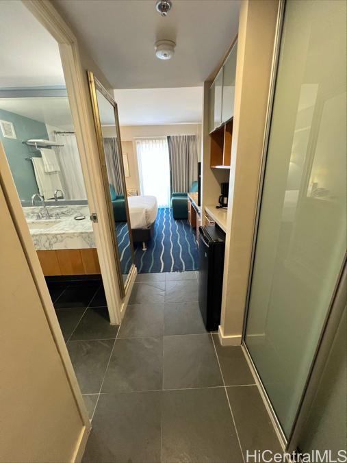 Ala Moana Hotel Condo condo # 852, Honolulu, Hawaii - photo 4 of 7