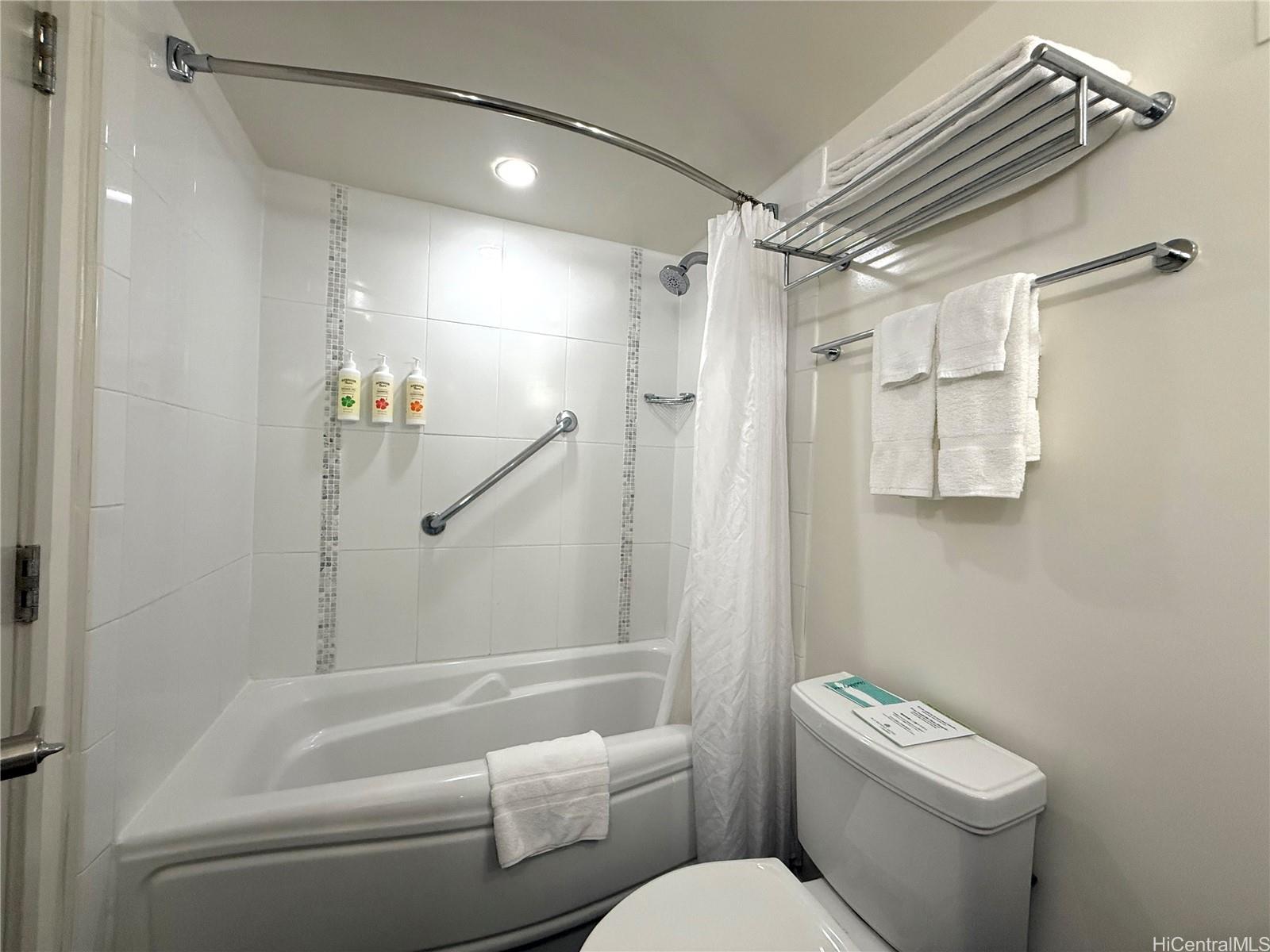 Ala Moana Hotel Condo condo # 852, Honolulu, Hawaii - photo 7 of 10