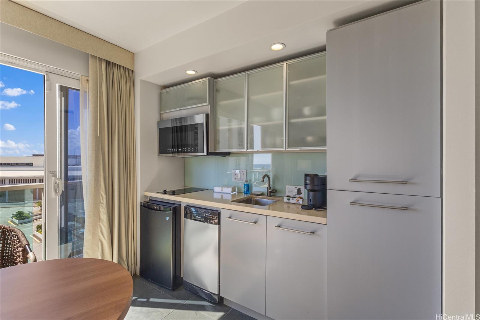 Ala Moana Hotel Condo condo # 907, Honolulu, Hawaii - photo 5 of 16