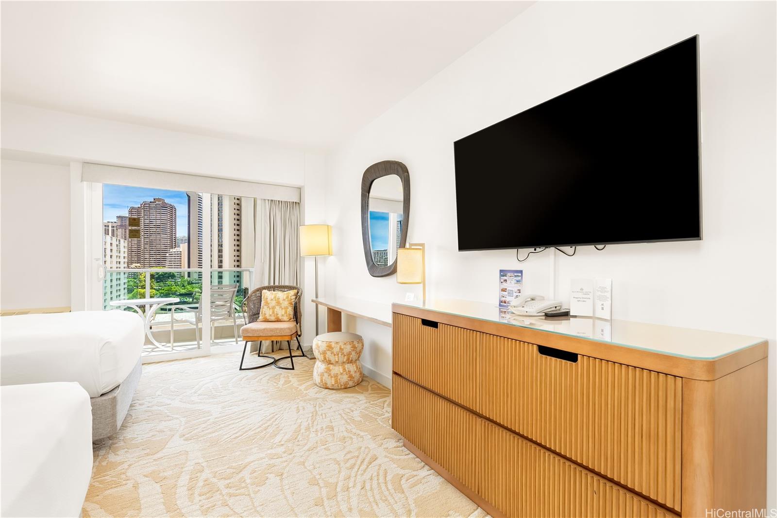 Ala Moana Hotel Condo condo # 913, Honolulu, Hawaii - photo 3 of 20