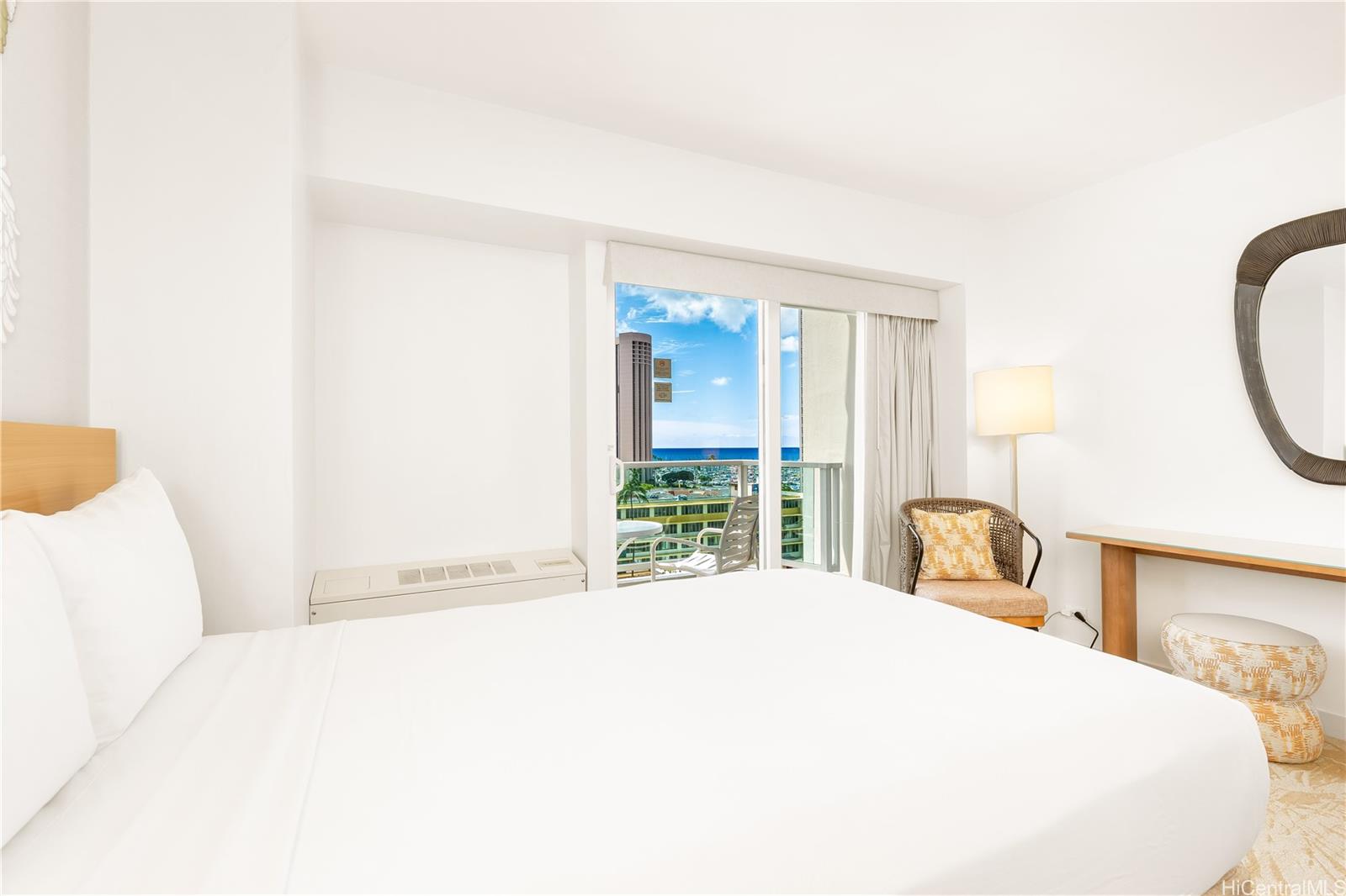 Ala Moana Hotel Condo condo # 913, Honolulu, Hawaii - photo 4 of 20