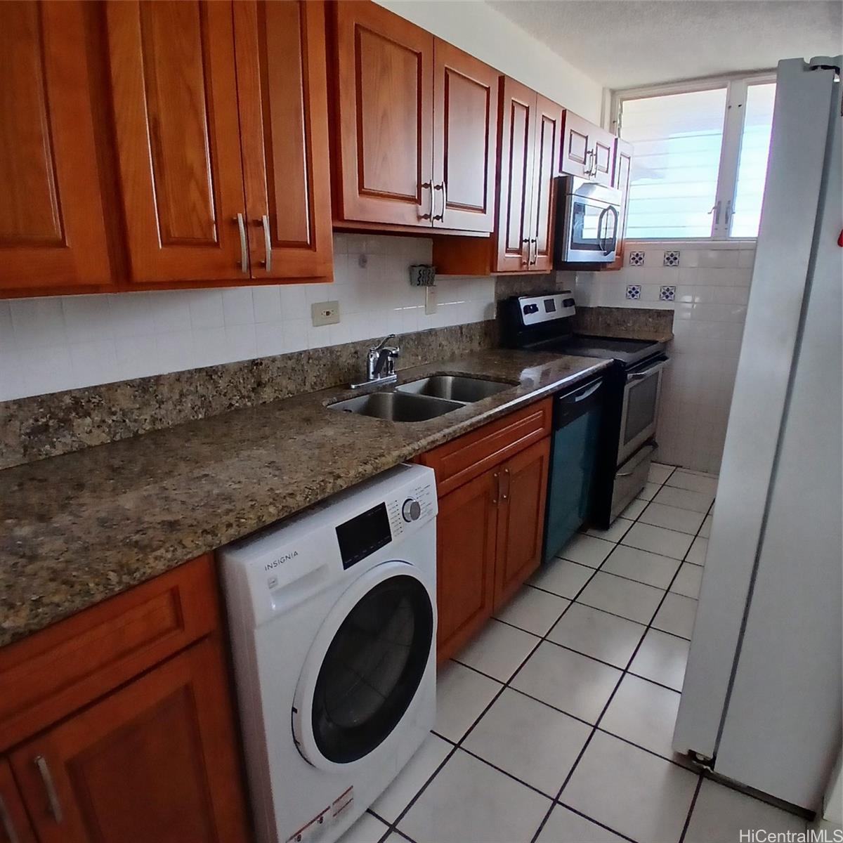 410 Magellan Ave Honolulu - Rental - photo 2 of 13