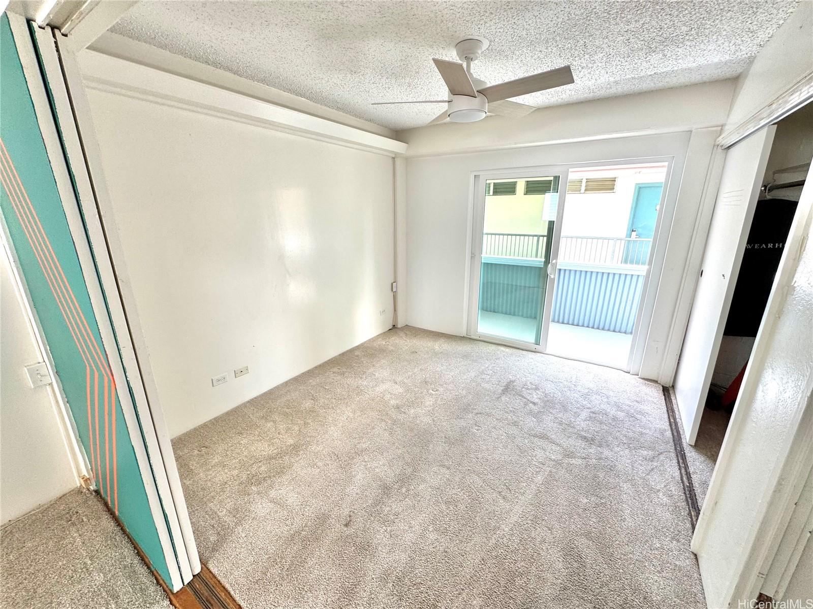 Hawaiian Prince Apts Ltd condo # 404, Honolulu, Hawaii - photo 2 of 10