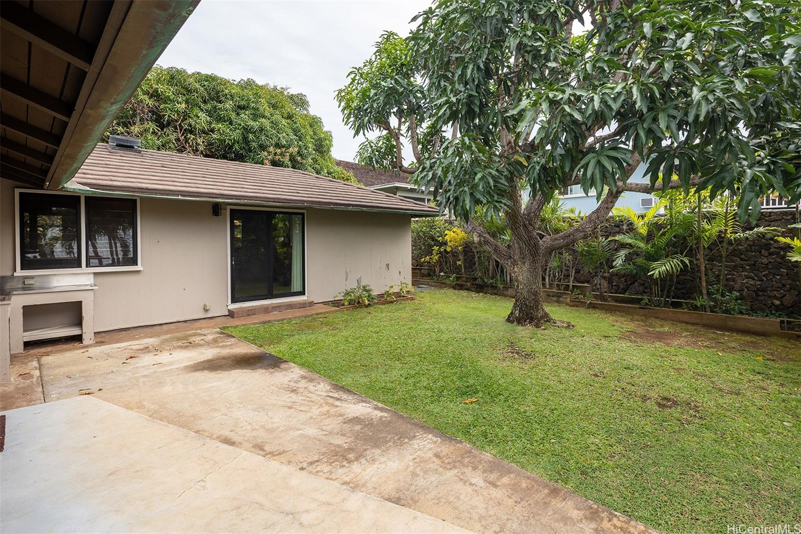 4103 Kahala Ave Honolulu - Rental - photo 22 of 25