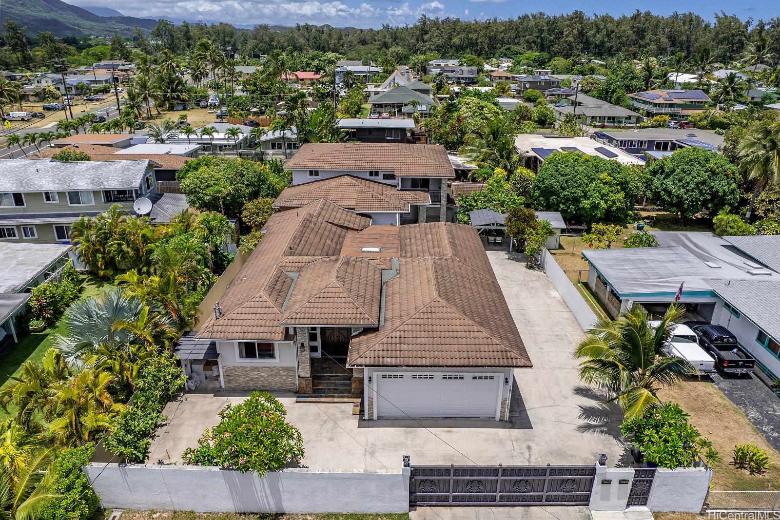 41-051  Hinalea Street Waimanalo, Kailua home - photo 5 of 25