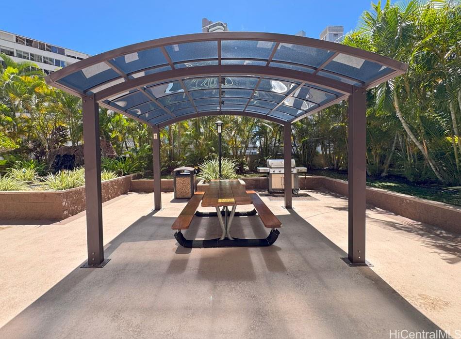 411 Hobron Lane Honolulu - Rental - photo 18 of 19