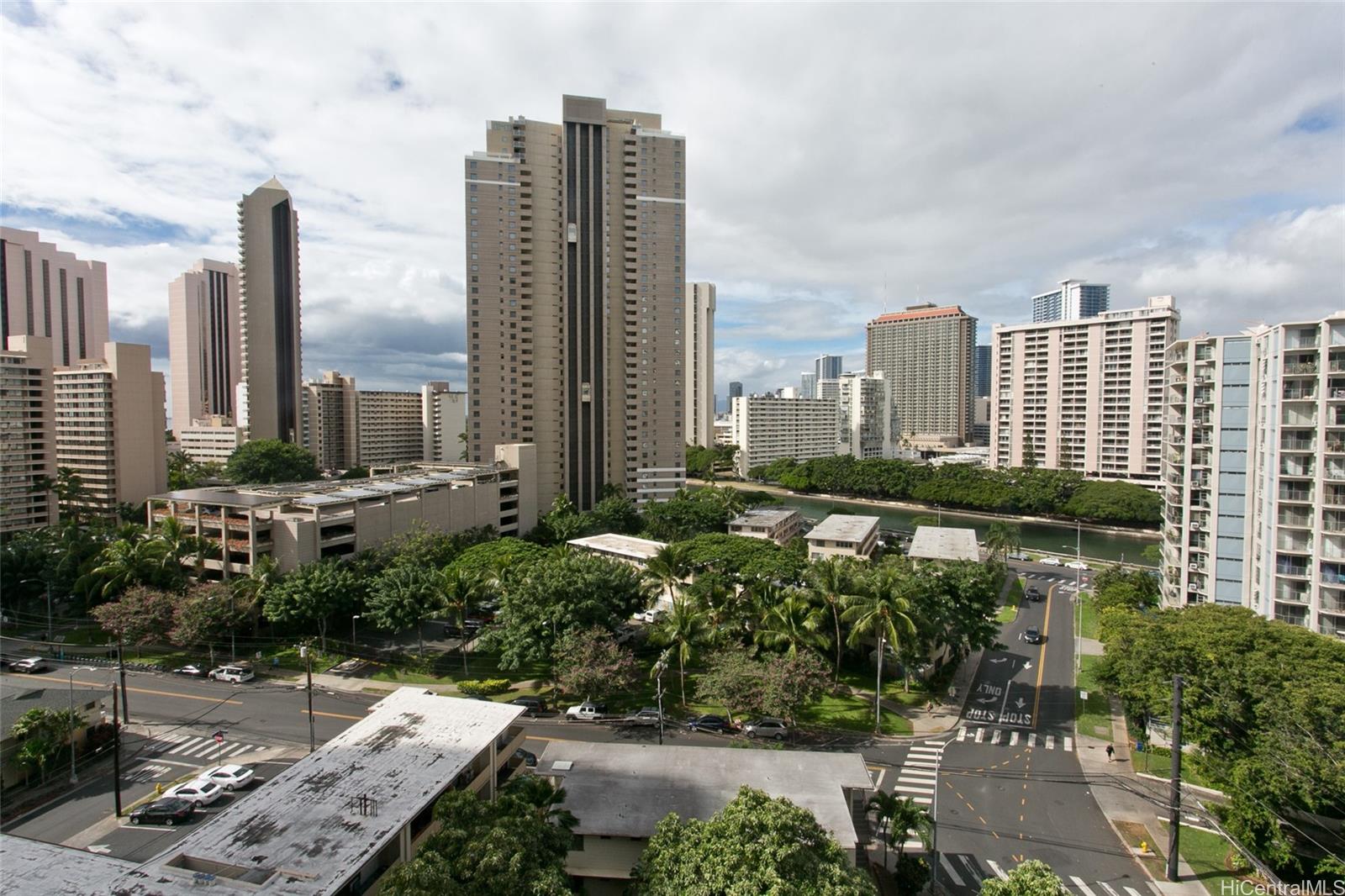 Chateau Waikiki condo # 1204, Honolulu, Hawaii - photo 10 of 18