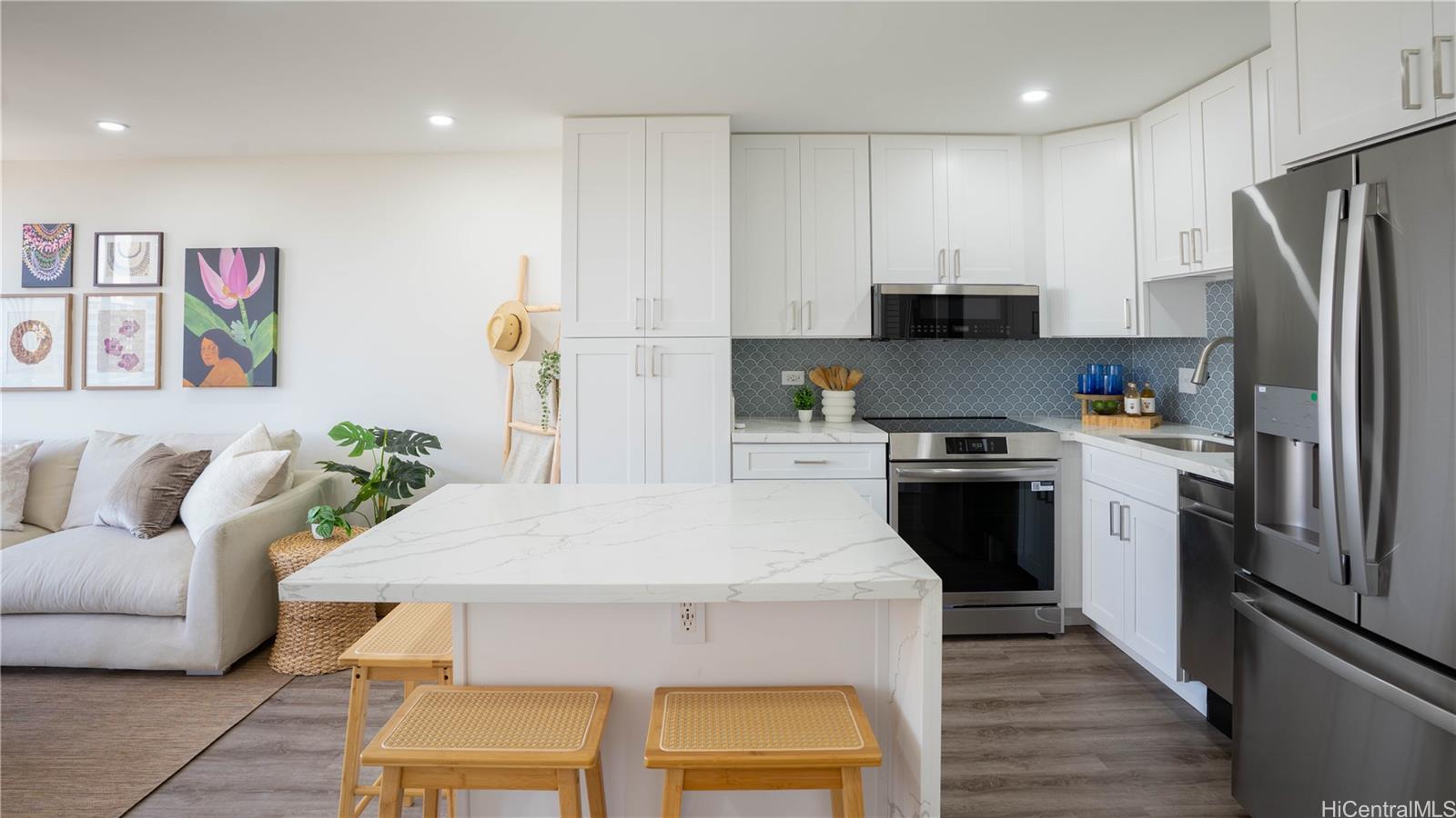 Chateau Waikiki condo # 1212, Honolulu, Hawaii - photo 13 of 25