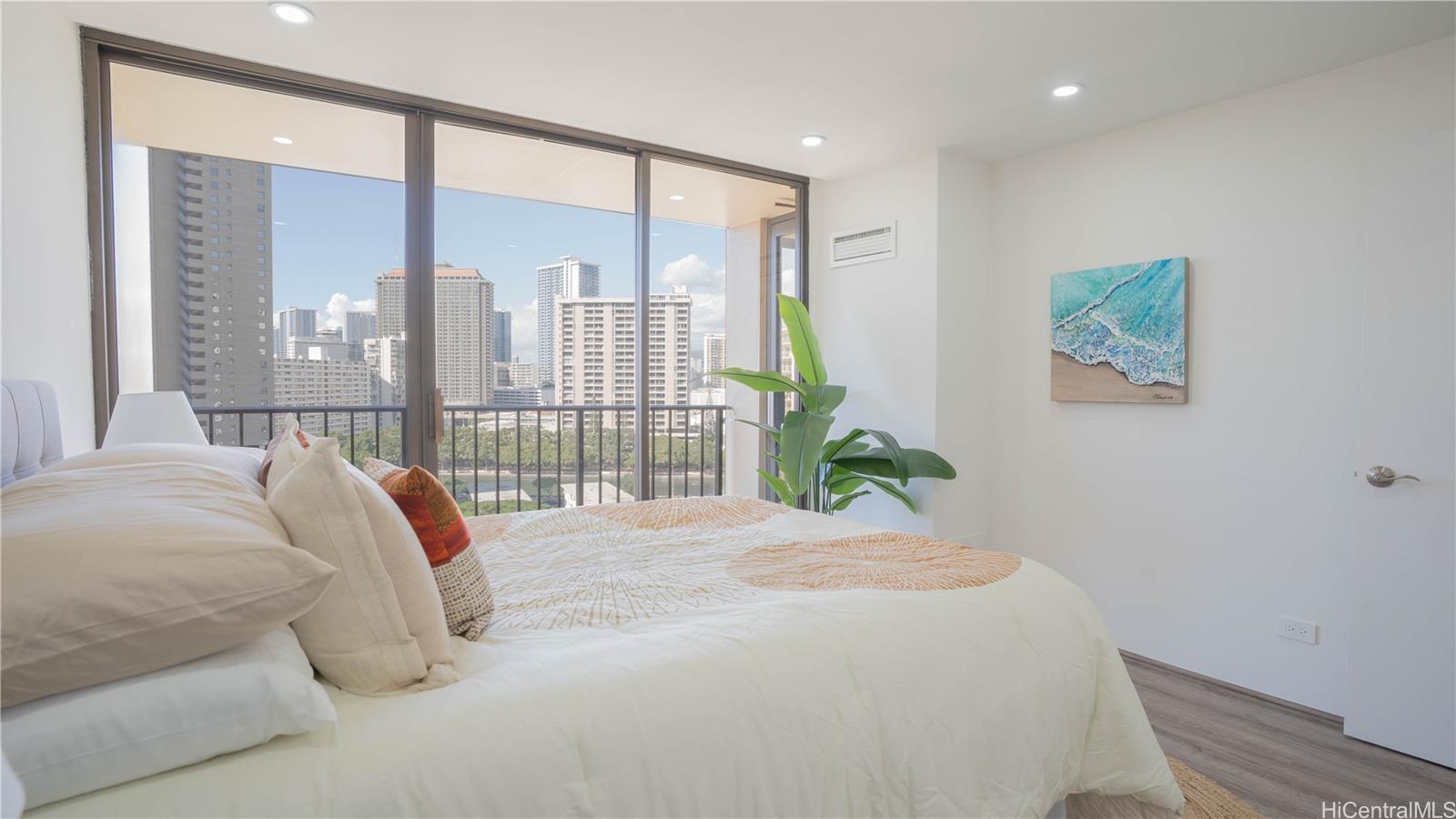 Chateau Waikiki condo # 1212, Honolulu, Hawaii - photo 19 of 25