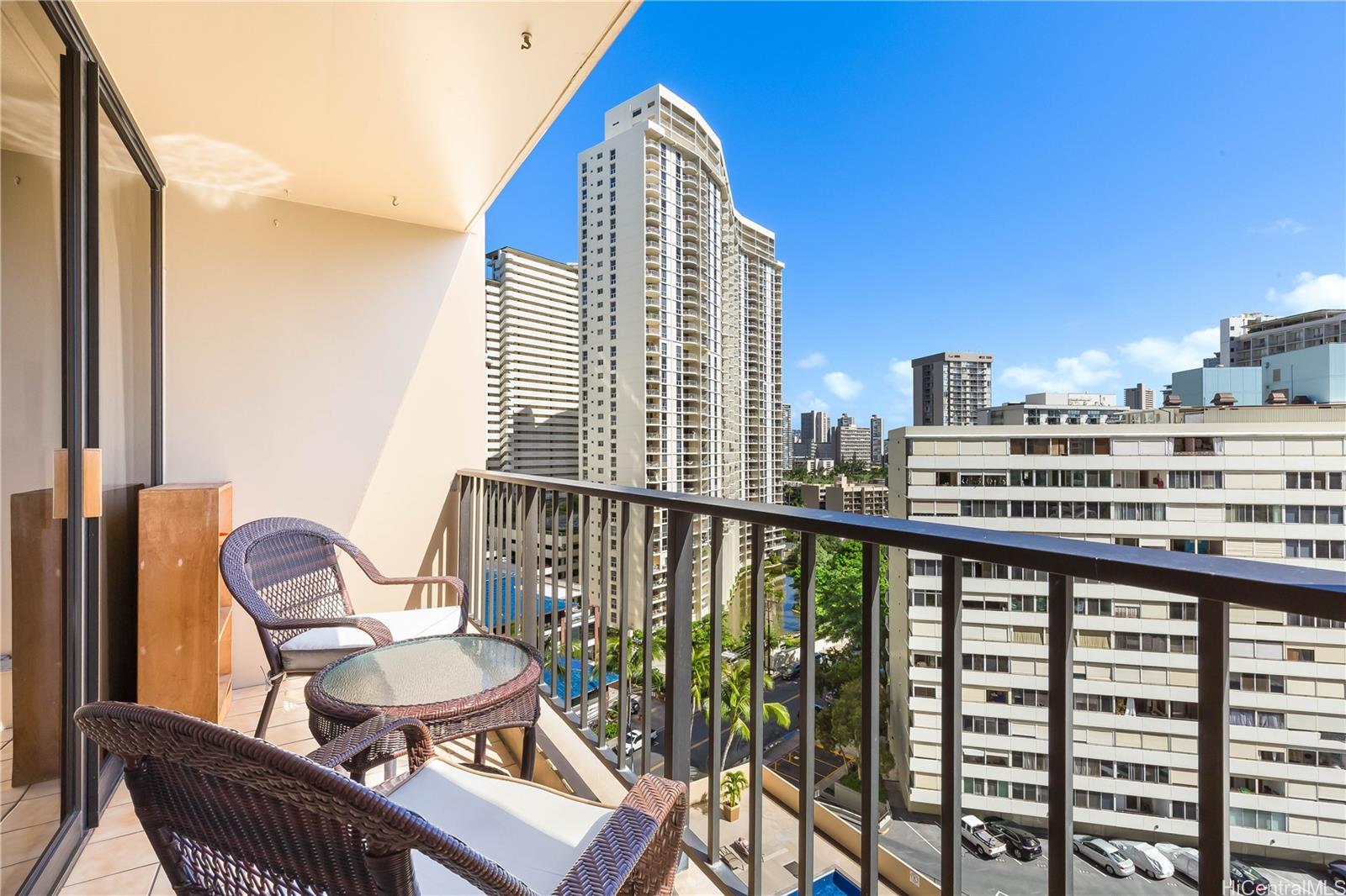 Chateau Waikiki condo # 1405, Honolulu, Hawaii - photo 17 of 25