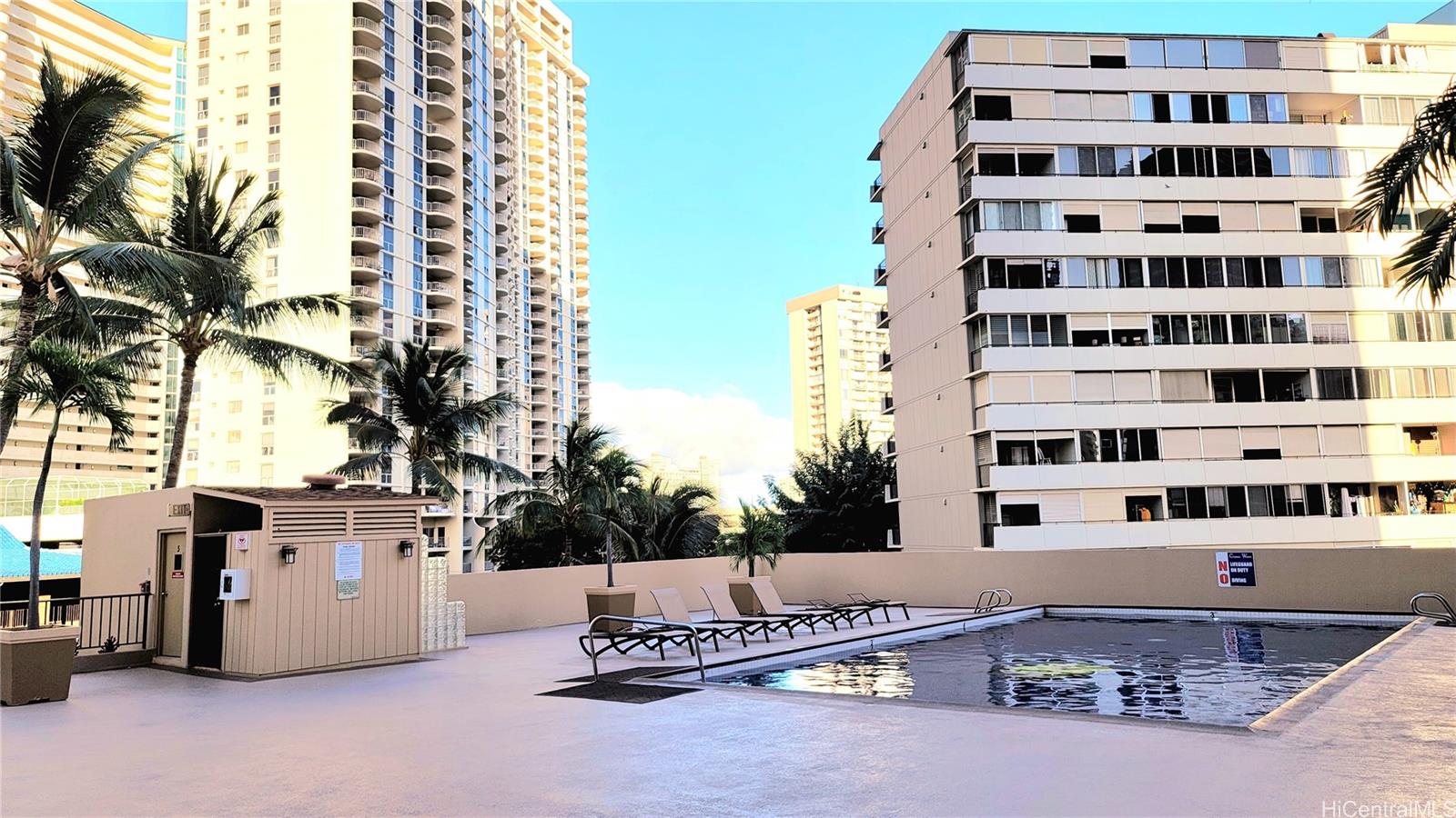 Chateau Waikiki condo # 1408, Honolulu, Hawaii - photo 18 of 18