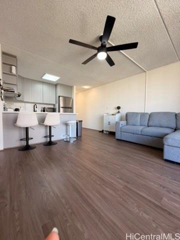 411 Hobron Ln Honolulu - Rental - photo 11 of 16