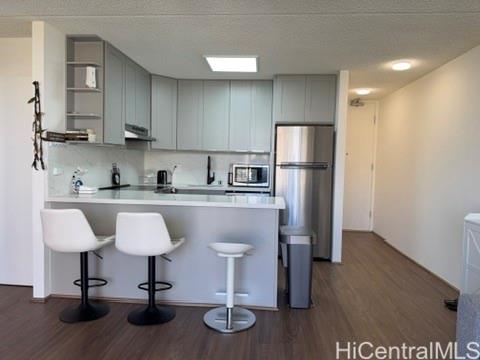 411 Hobron Ln Honolulu - Rental - photo 4 of 16