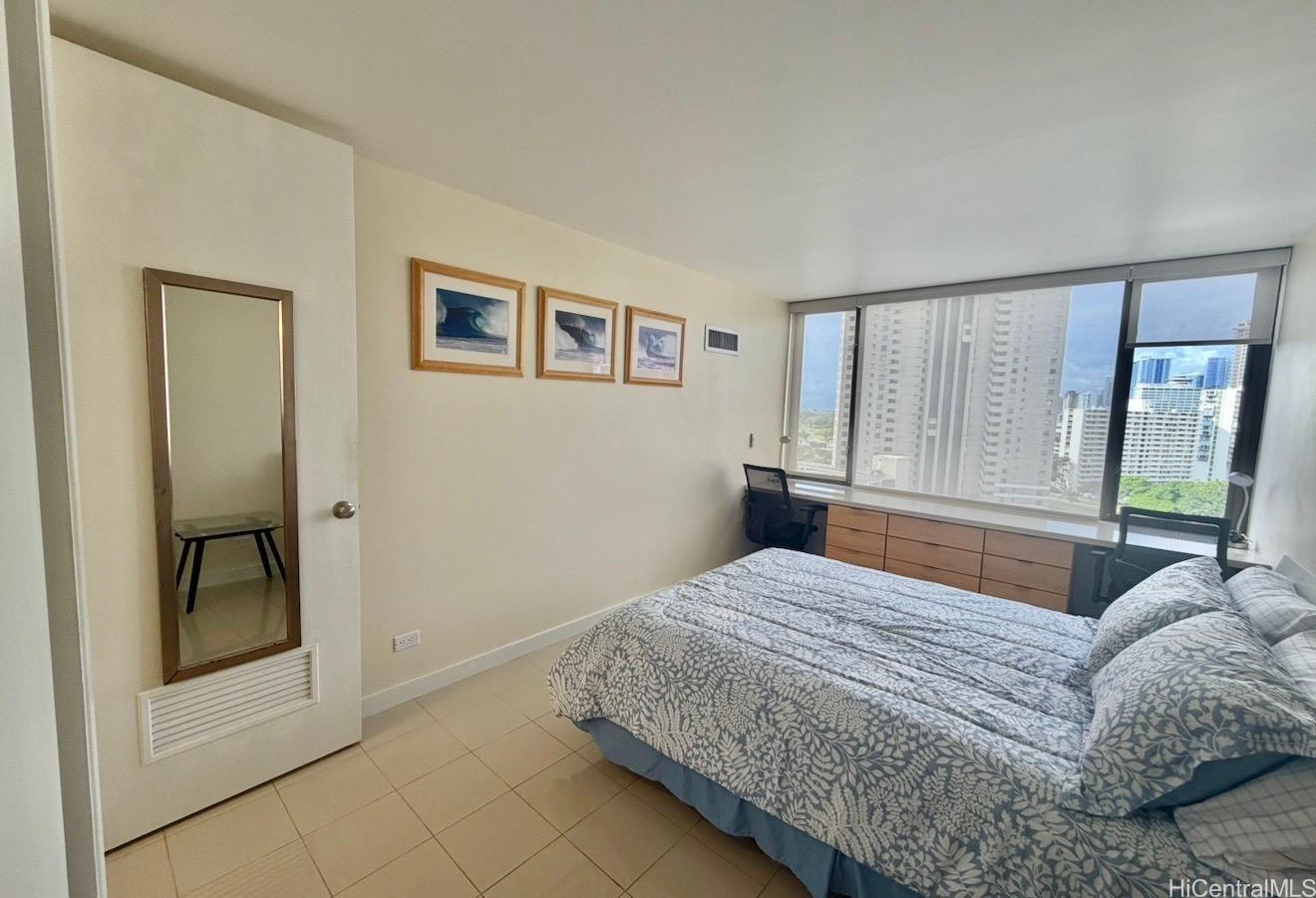 Chateau Waikiki condo # 1510, Honolulu, Hawaii - photo 7 of 18