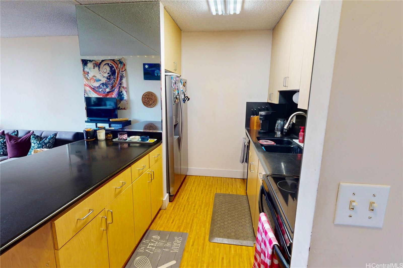 Chateau Waikiki condo # 1512, Honolulu, Hawaii - photo 7 of 9