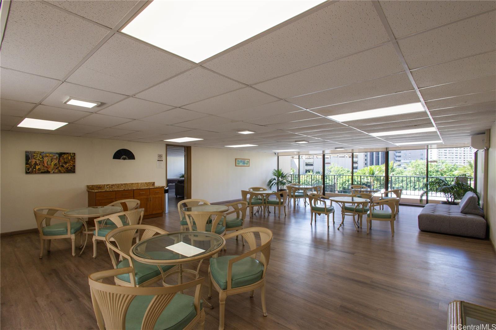 Chateau Waikiki condo # 1512, Honolulu, Hawaii - photo 20 of 25