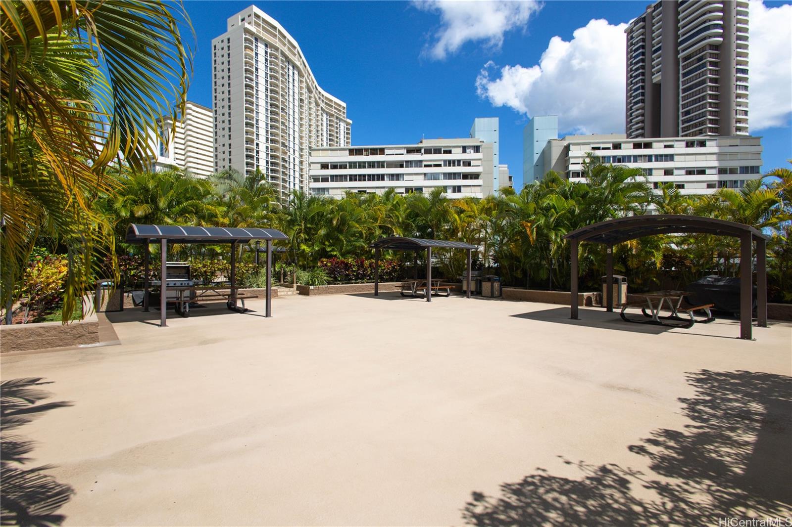 Chateau Waikiki condo # 1512, Honolulu, Hawaii - photo 17 of 25