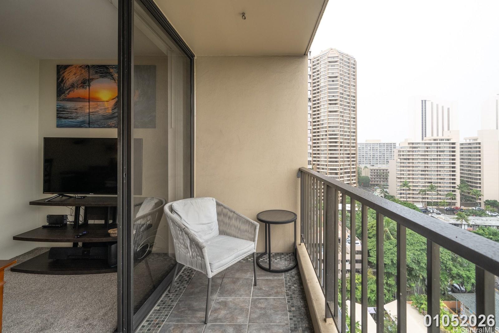 411 Hobron Ln Honolulu - Rental - photo 16 of 25