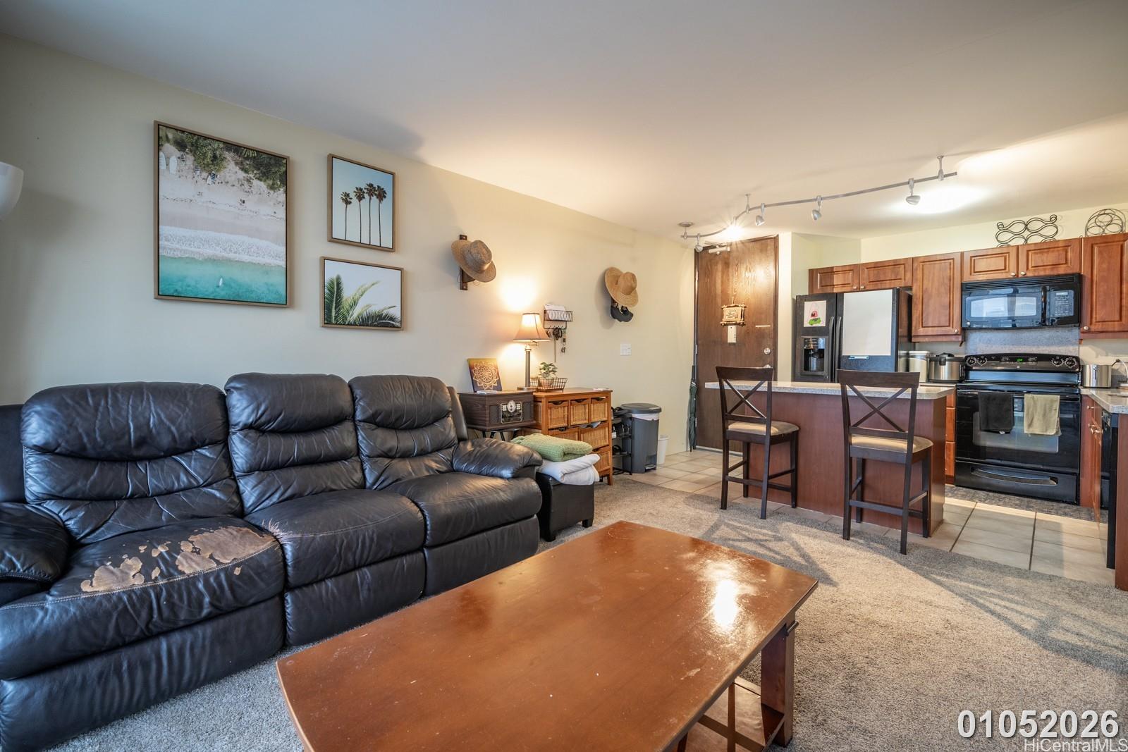 411 Hobron Ln Honolulu - Rental - photo 18 of 25