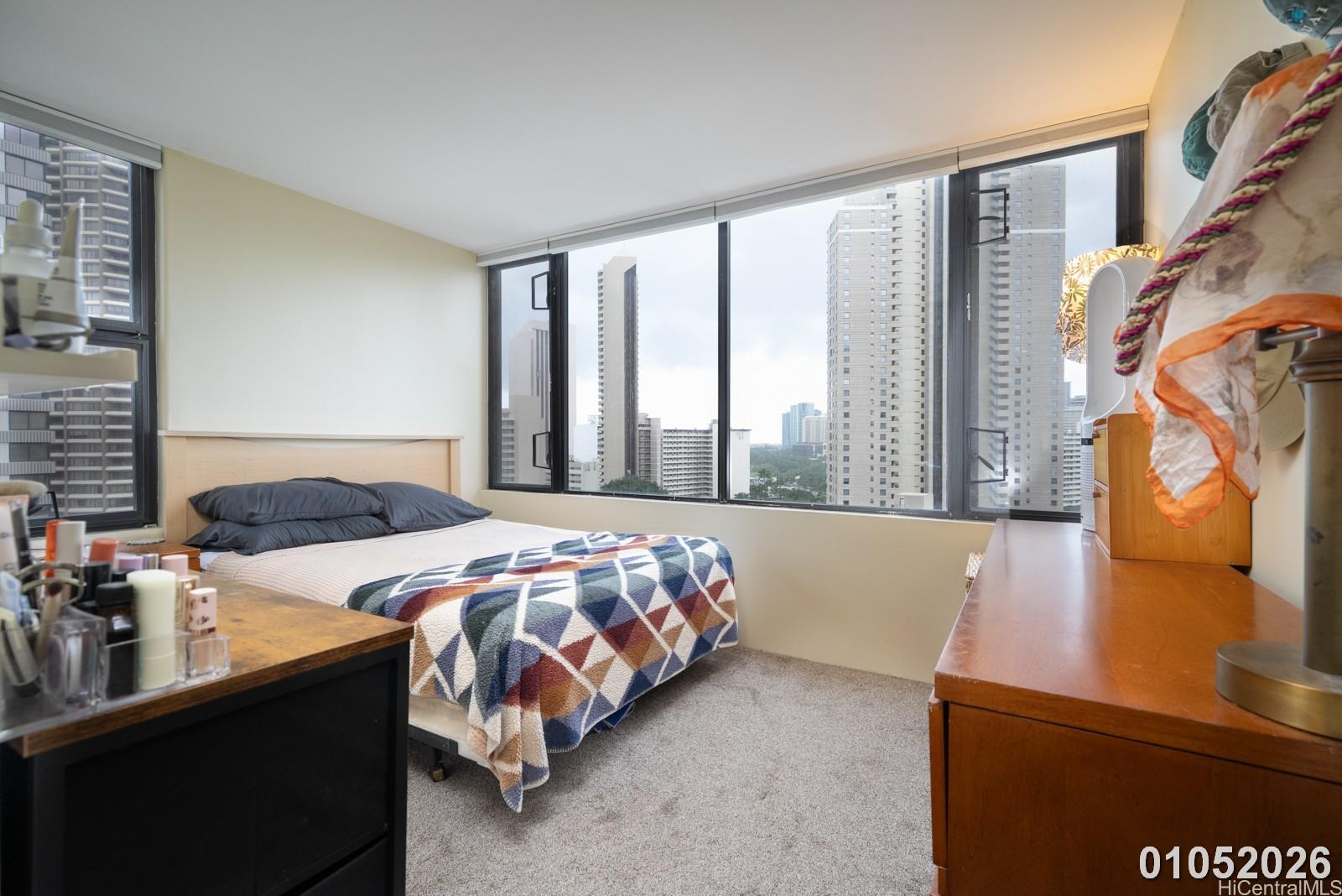 411 Hobron Ln Honolulu - Rental - photo 8 of 25