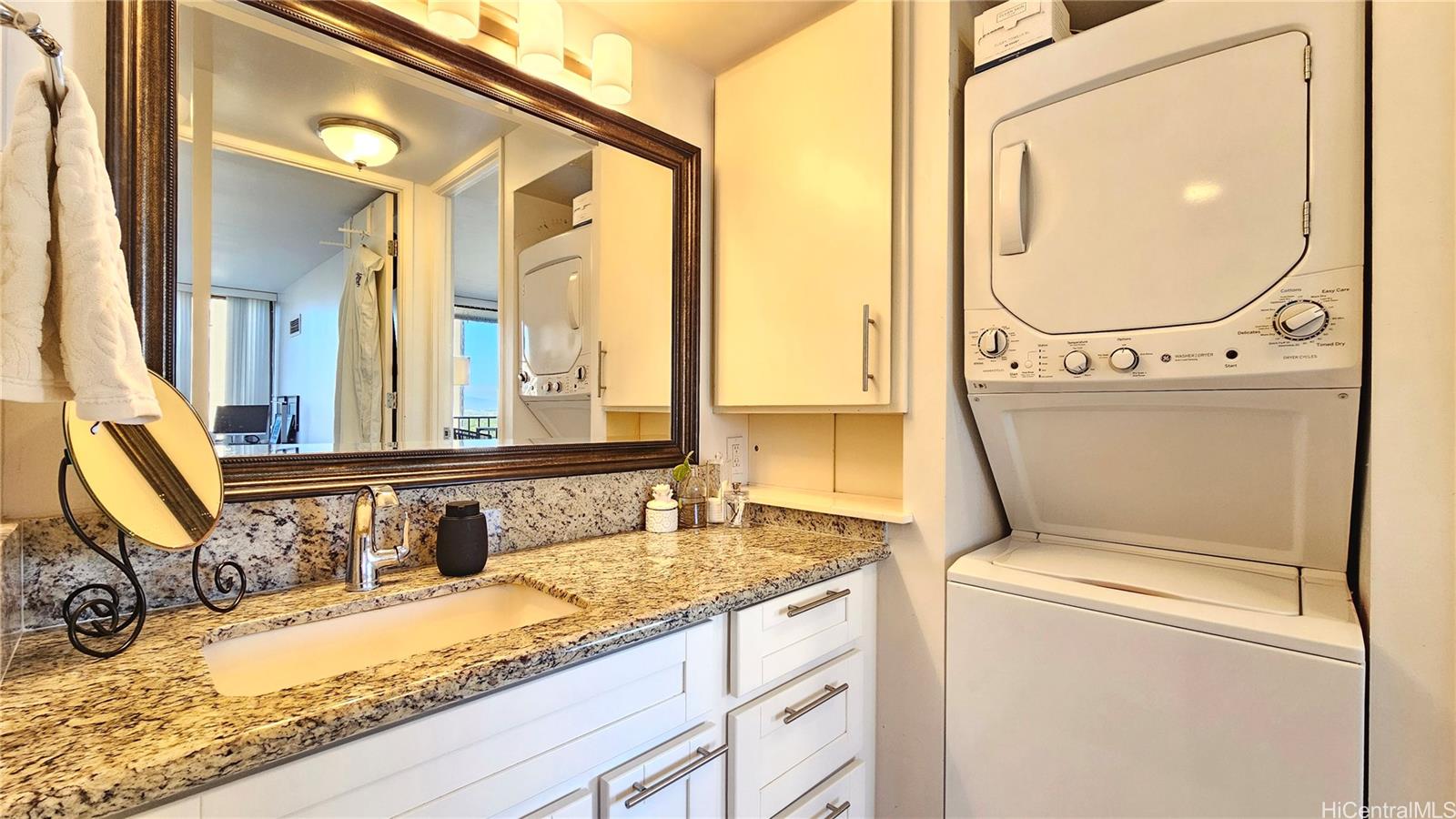 Chateau Waikiki condo # 1810, Honolulu, Hawaii - photo 13 of 23