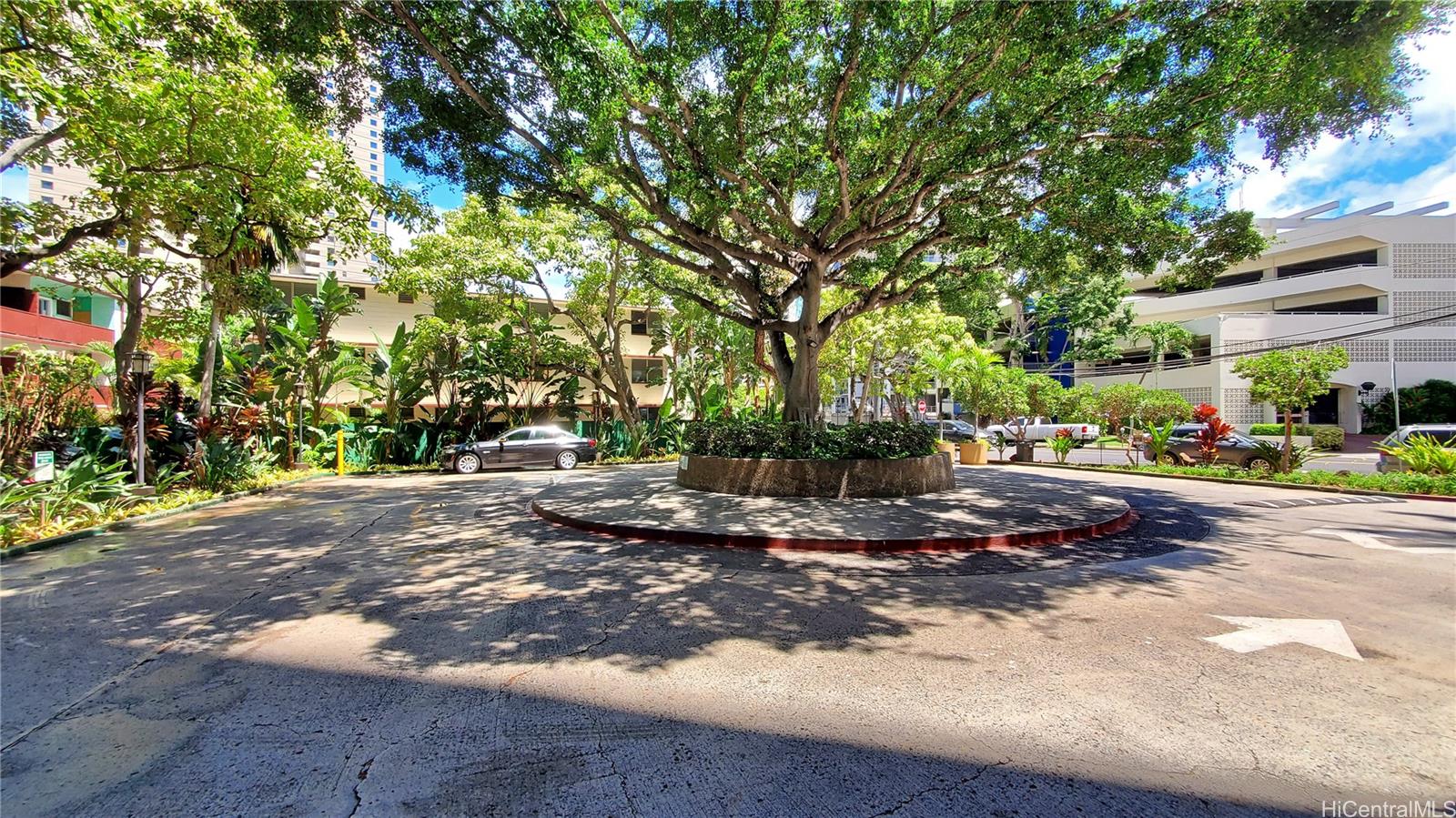 Chateau Waikiki condo # 1810, Honolulu, Hawaii - photo 21 of 23
